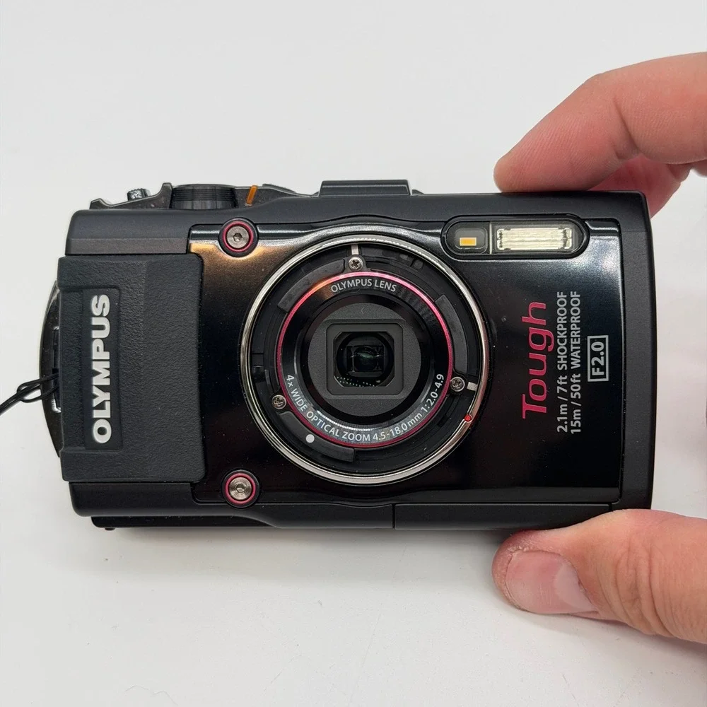 Olympus Tough TG-3 Waterproof Digital Camera Black Bundle TCON-T01 Teleconverter